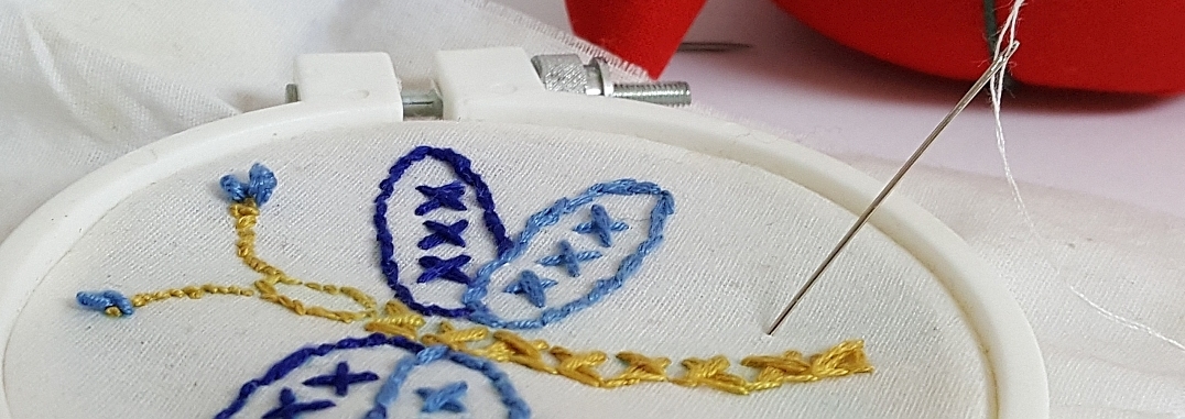 Tulip Thick Embroidery Needles Assorted Sharp Tip – wrenbirdarts
