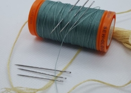 Hekisn Large Eye Sewing Needles, Sewing Needles, Stainless Steel Embroidery  Thread Needle, Handmade Yarn Knitting Needles Leather Needle (15 Pieces)